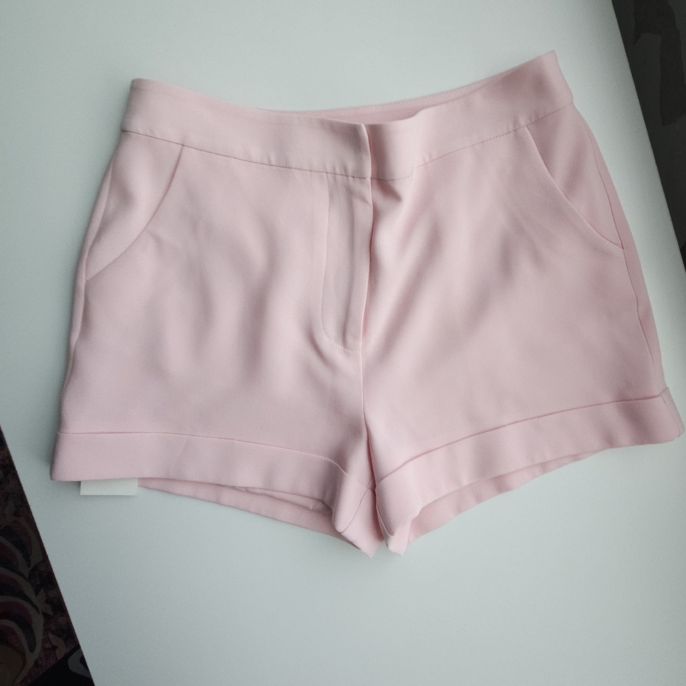 Cinq A Sept Elaine Baby Pink Crepe Cuffed Lined Shorts - Picture 6 of 15